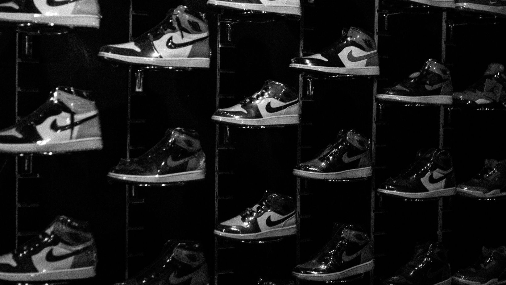 nike-dunk-high-black-and-white-a-versatile-sneaker-for-all-occasions