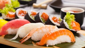 ikan mentah yang dijadikan bahan masakan sushi dinamakan